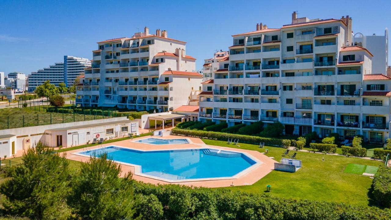 2Bdr Duplex W Ac & Pool In Portimao By Lovelystay Eksteriør billede